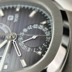 Patek Philippe Nautilus Ref. 5990 - Image 5