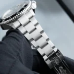 Rolex Sea-Dweller 4000 Ref. 126600 Watch – Free Shipping | Minimalist & Luxury Design | Perfect Gift for Him - Image 6