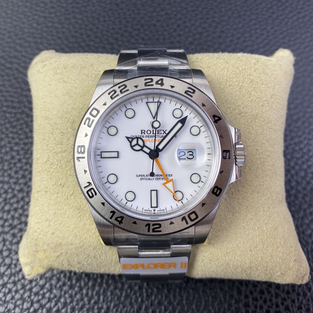 rolex-explorer-ii-white-dial-7pyii.jpg Rolex Explorer II White Dial - Image 1