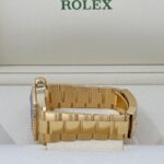 Rolex Submariner Date, 18k Yellow Gold, 41mm, Ref# 126618lb-0002 - Image 11