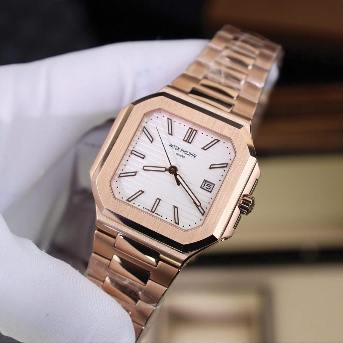 tai-xuong-11.png Patek Philippe Cubitus 45mm Ref. 5821 – Ships from USA – Free Delivery - Image 1