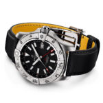 Unworn Breitling Avenger Automatic GMT 44, Ref# A32320101B1X1 - Image 6