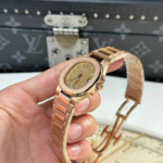 Patek Philippe 7010-1R-012 Nautilus Watch 32mm - Image 4