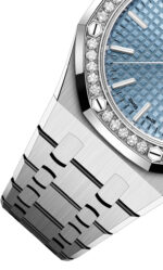 Audemars Piguet Royal Oak SELFWINDING “50TH ANNIVERSARY” Ref# 15551ST.ZZ.1356ST.01 - Image 3
