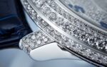 Patek Philippe Calatrava Diamond Ribbon Joaillerie Ladies, 18kt White Gold set with 770 Diamonds: ~4,4ct, 36,5mm, Ref# 4978/400G-001 - Image 10