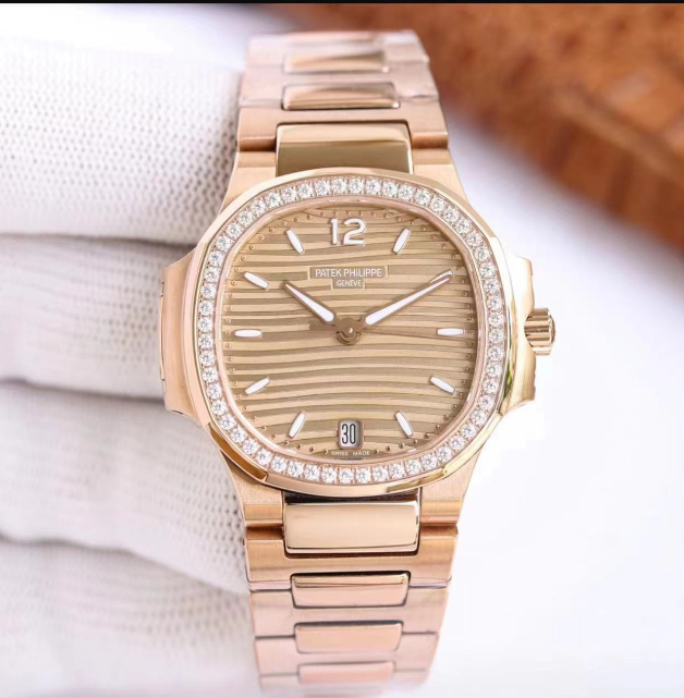 patek-philippe-nautilus-women8217s-watch-70101r-012-5pvs4.png Patek Philippe Nautilus Women’s Watch 7010/1r-012 - Image 1