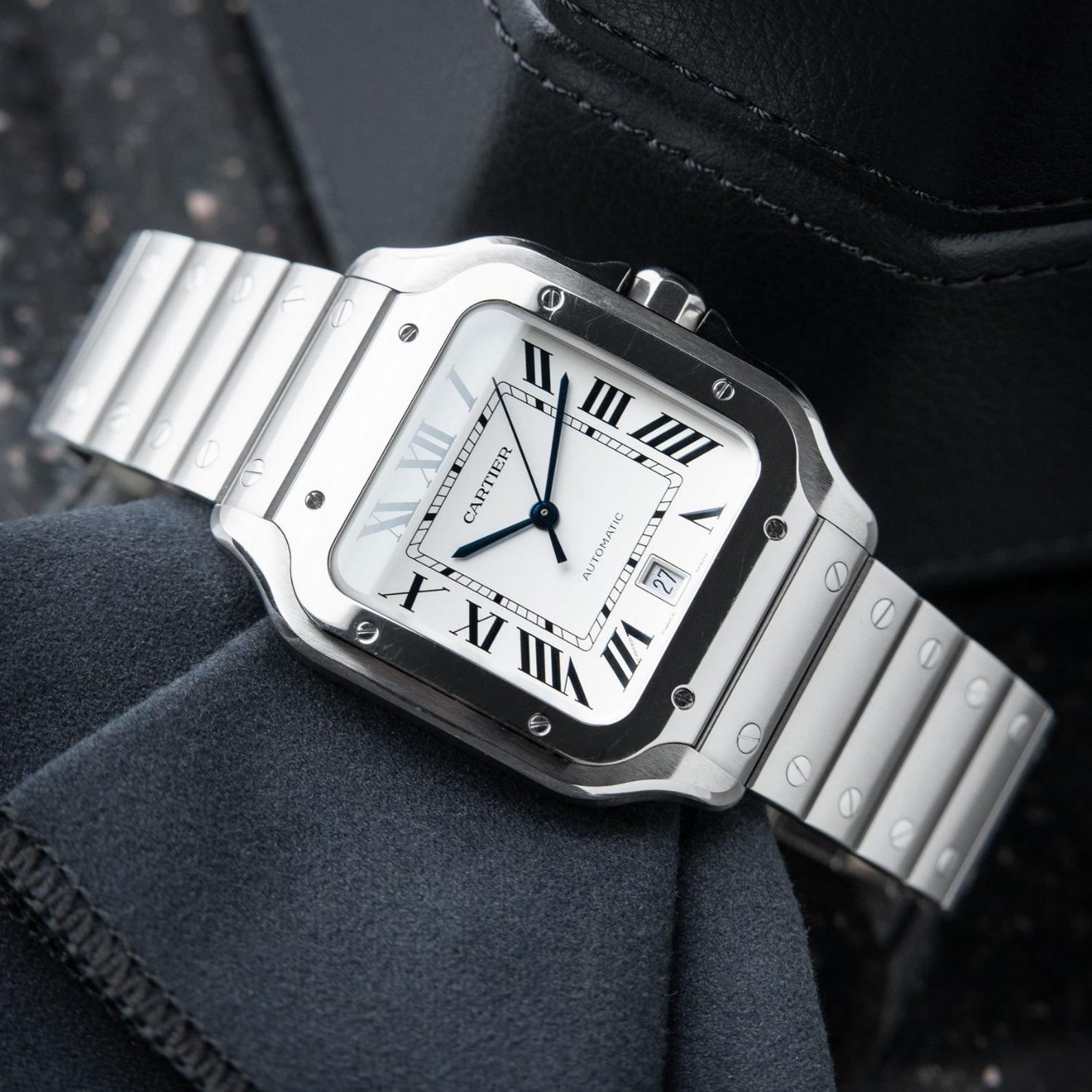 tai-xuong-2.png Cartier Santos De Cartier Ref. WSSA0018 – Ships from USA – Free Delivery - Image 1
